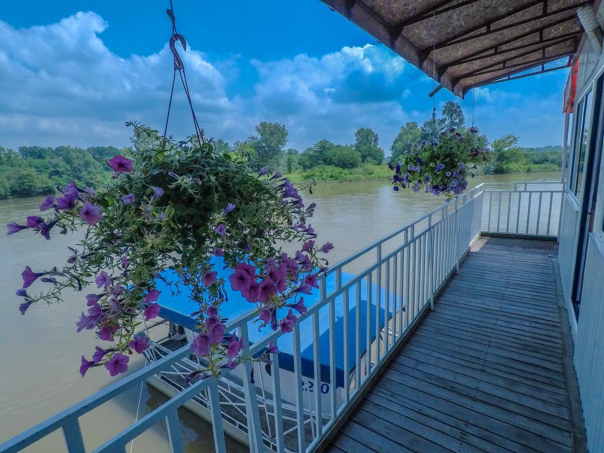 Saint Paul Accommodation Кралево Екстер'єр фото